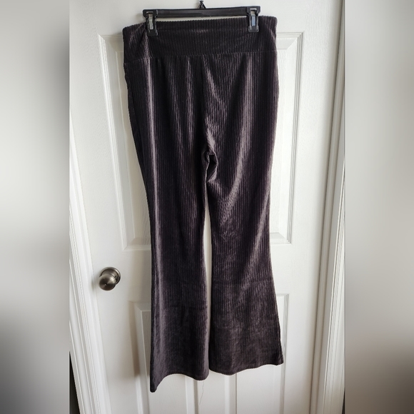 Velvet Bell Bottoms‎ Flare - Picture 3 of 4